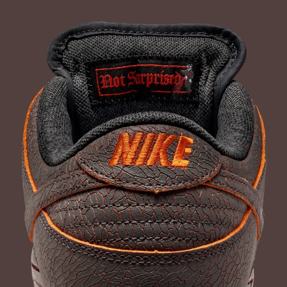 Nike SB dunk
'Krampus' 🔥💣😈🖤
Brand new - Picture 9 of 12